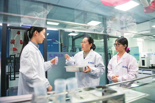 山東大學(xué)女博士李寧 扎根棗鄉(xiāng)的“甜蜜”追夢人